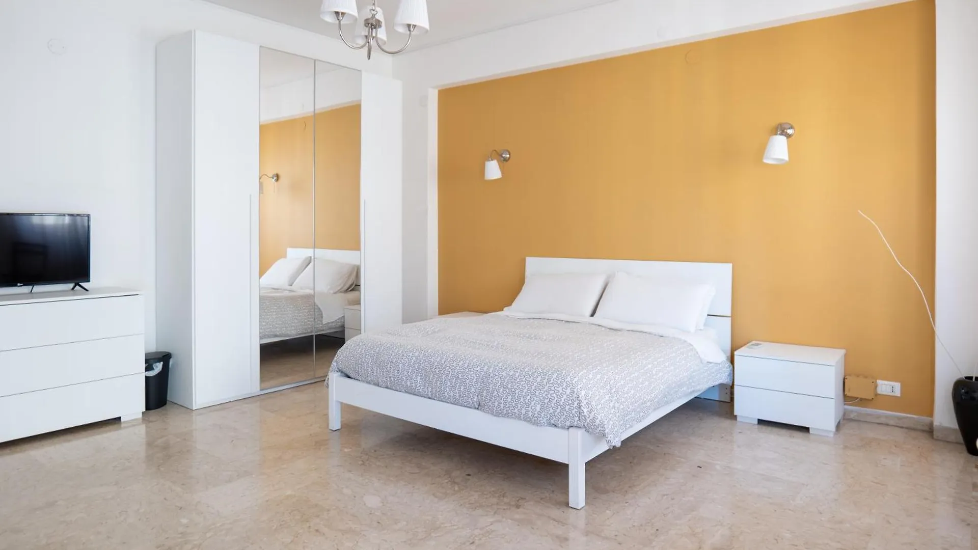 Papillon Bnb Palermo 2*,  Italy
